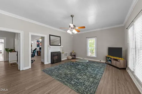 532 N Oneil Street Clayton NC 27520