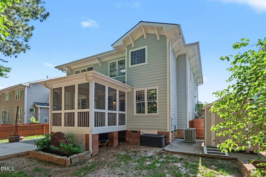 633 Lake Artesia Lane Fuquay Varina NC 27526