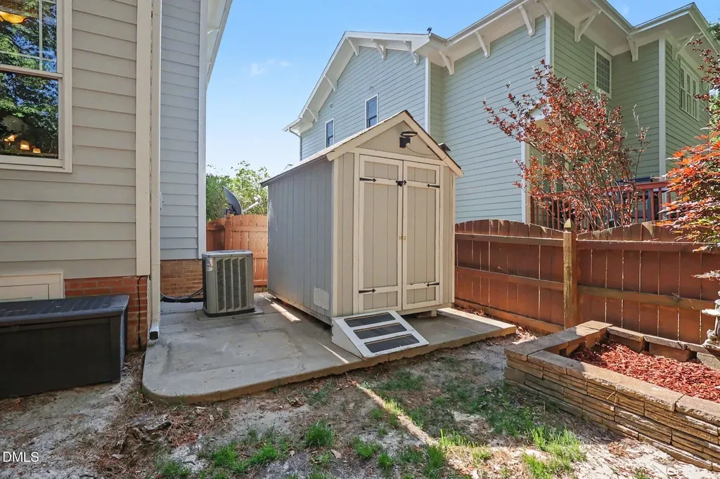 633 Lake Artesia Lane Fuquay Varina NC 27526