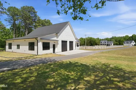 5416 Pulley Town Road Zebulon NC 27597