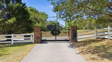 5416 Pulley Town Road Zebulon NC 27597