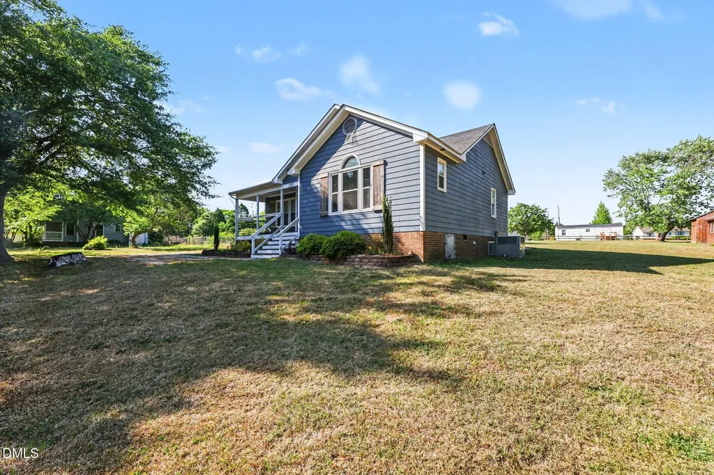 208 Deep Creek Drive Clayton NC 27520
