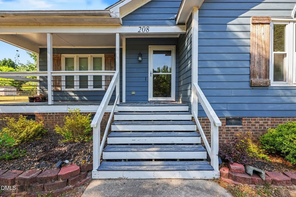 208 Deep Creek Drive Clayton NC 27520