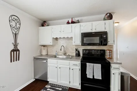 1011 Pineburr Road Jamestown NC 27282