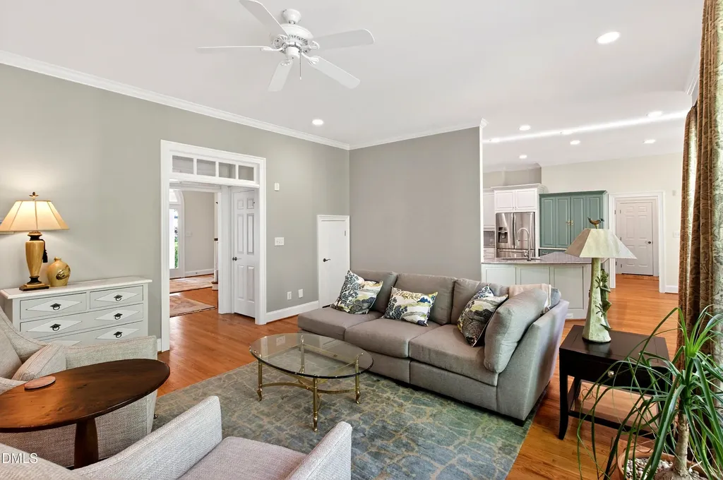 4933 Cremshaw Court Raleigh NC 27614