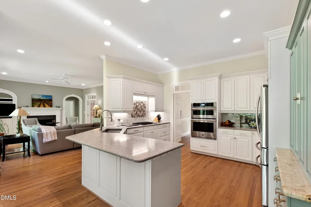 4933 Cremshaw Court Raleigh NC 27614