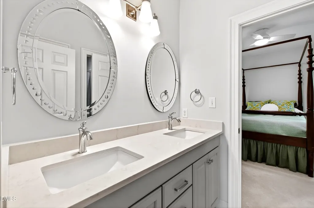 4933 Cremshaw Court Raleigh NC 27614