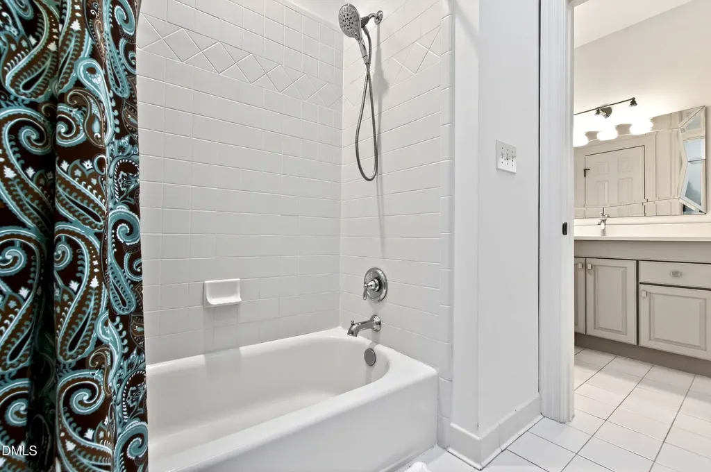 4933 Cremshaw Court Raleigh NC 27614