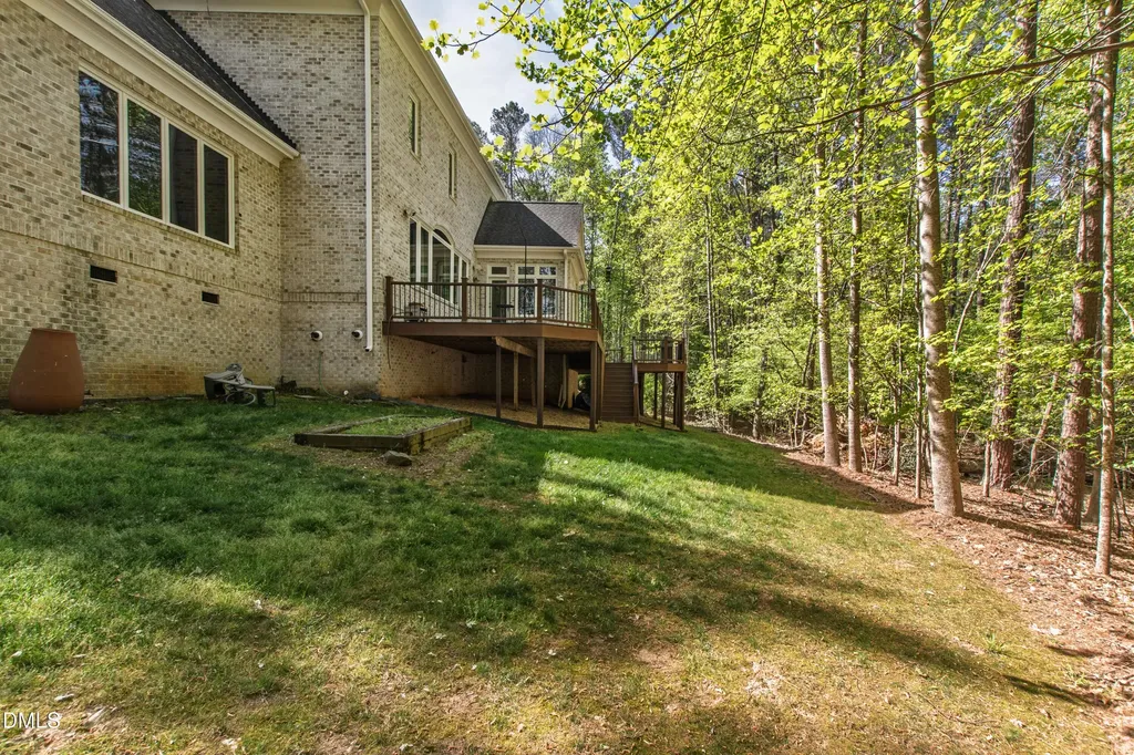 4933 Cremshaw Court Raleigh NC 27614