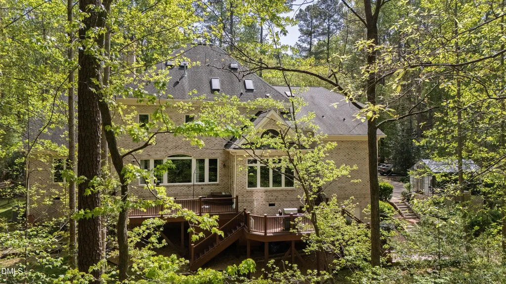 4933 Cremshaw Court Raleigh NC 27614