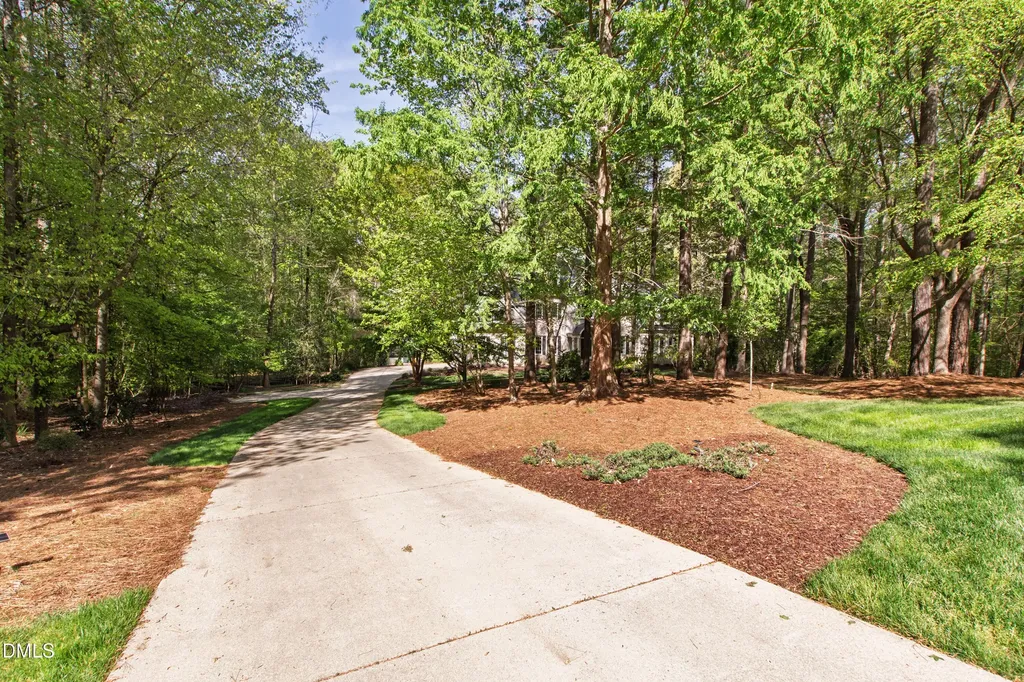4933 Cremshaw Court Raleigh NC 27614