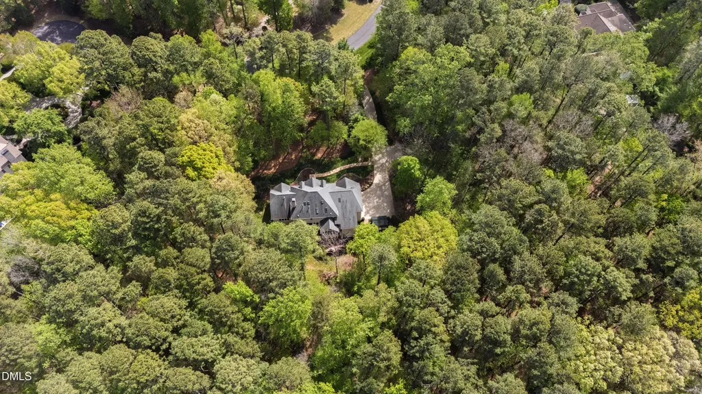 4933 Cremshaw Court Raleigh NC 27614