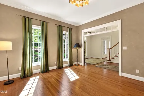 4933 Cremshaw Court Raleigh NC 27614