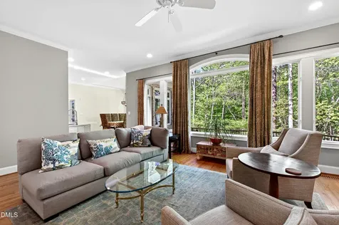 4933 Cremshaw Court Raleigh NC 27614