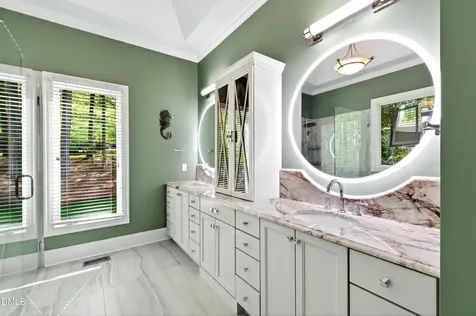 4933 Cremshaw Court Raleigh NC 27614