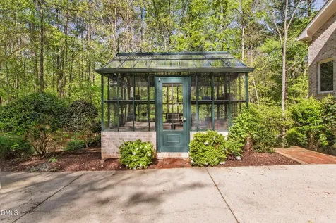 4933 Cremshaw Court Raleigh NC 27614
