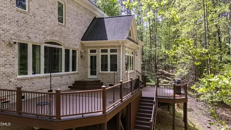 4933 Cremshaw Court Raleigh NC 27614