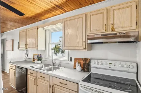 65 Sparrow Circle Sanford NC 27332