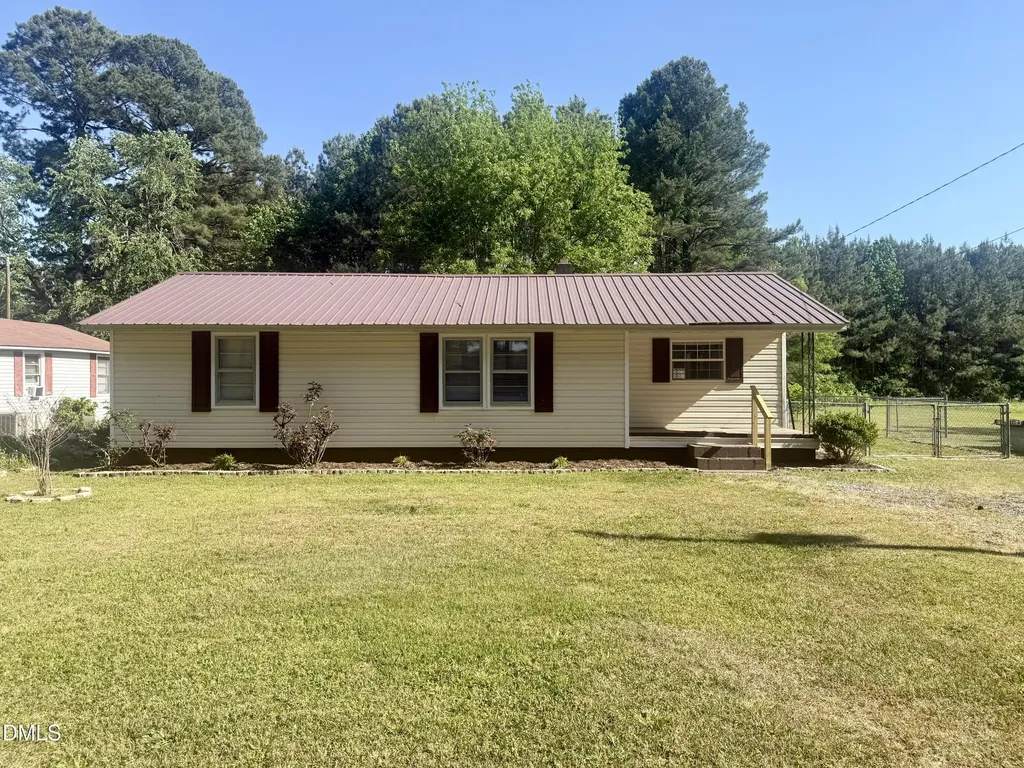 42 Happy Trails Lane Dunn NC 28334