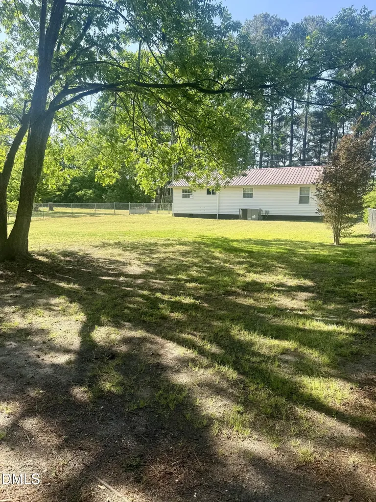 42 Happy Trails Lane Dunn NC 28334