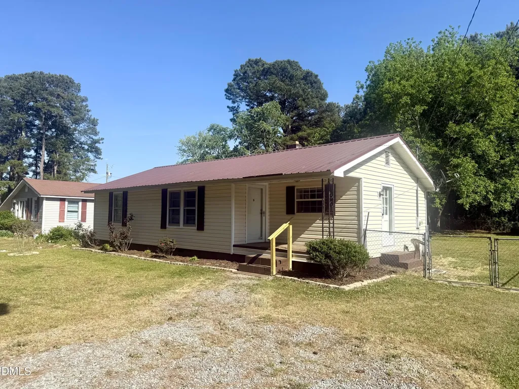 42 Happy Trails Lane Dunn NC 28334