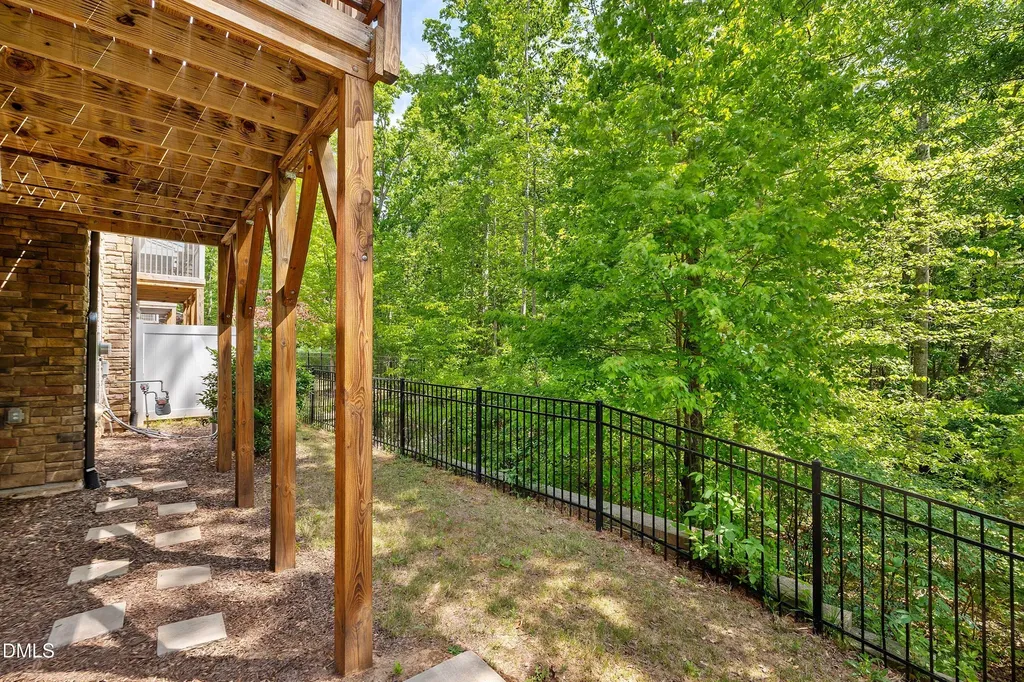 226 Kentigern Raleigh NC 27606
