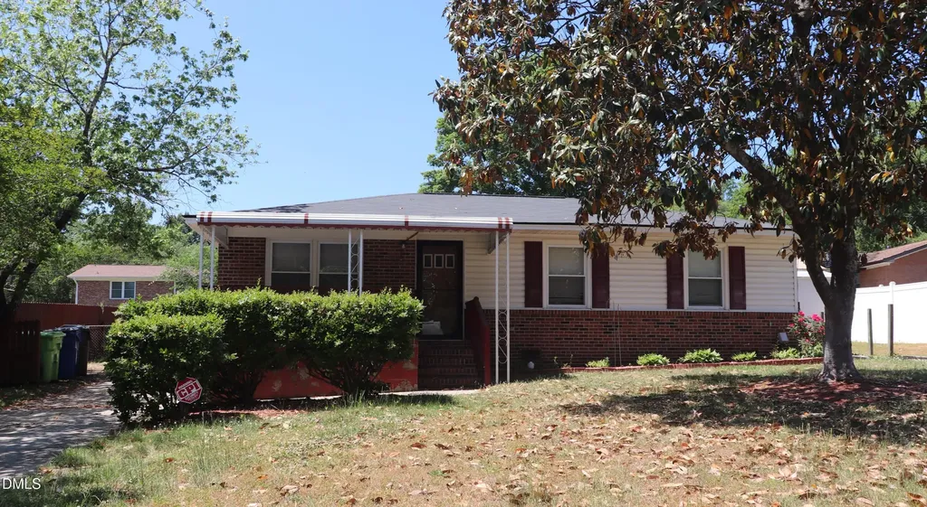 2804 Newark Drive Raleigh NC 27610