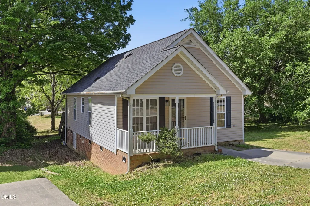 1402 E Lenoir Street Raleigh NC 27610