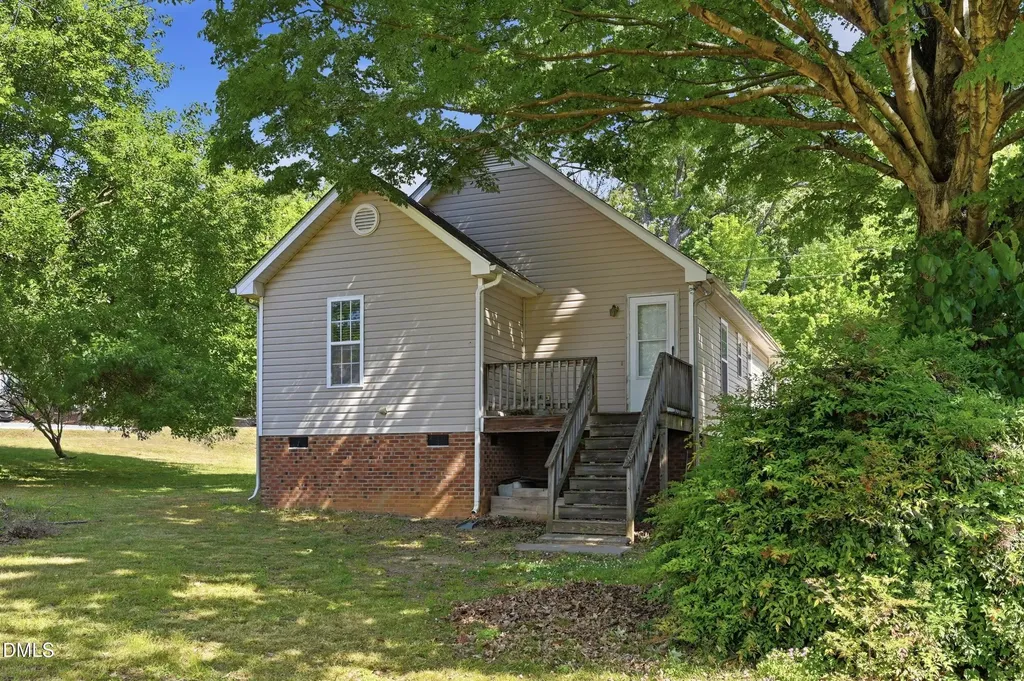 1402 E Lenoir Street Raleigh NC 27610