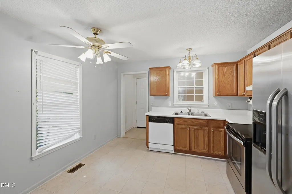 1402 E Lenoir Street Raleigh NC 27610