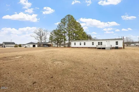 6922 Great Swamp Loop Lucama NC 27851