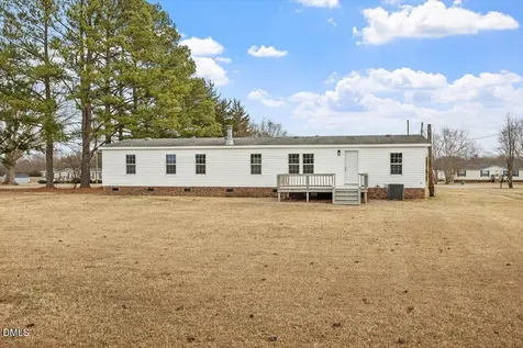 6922 Great Swamp Loop Lucama NC 27851