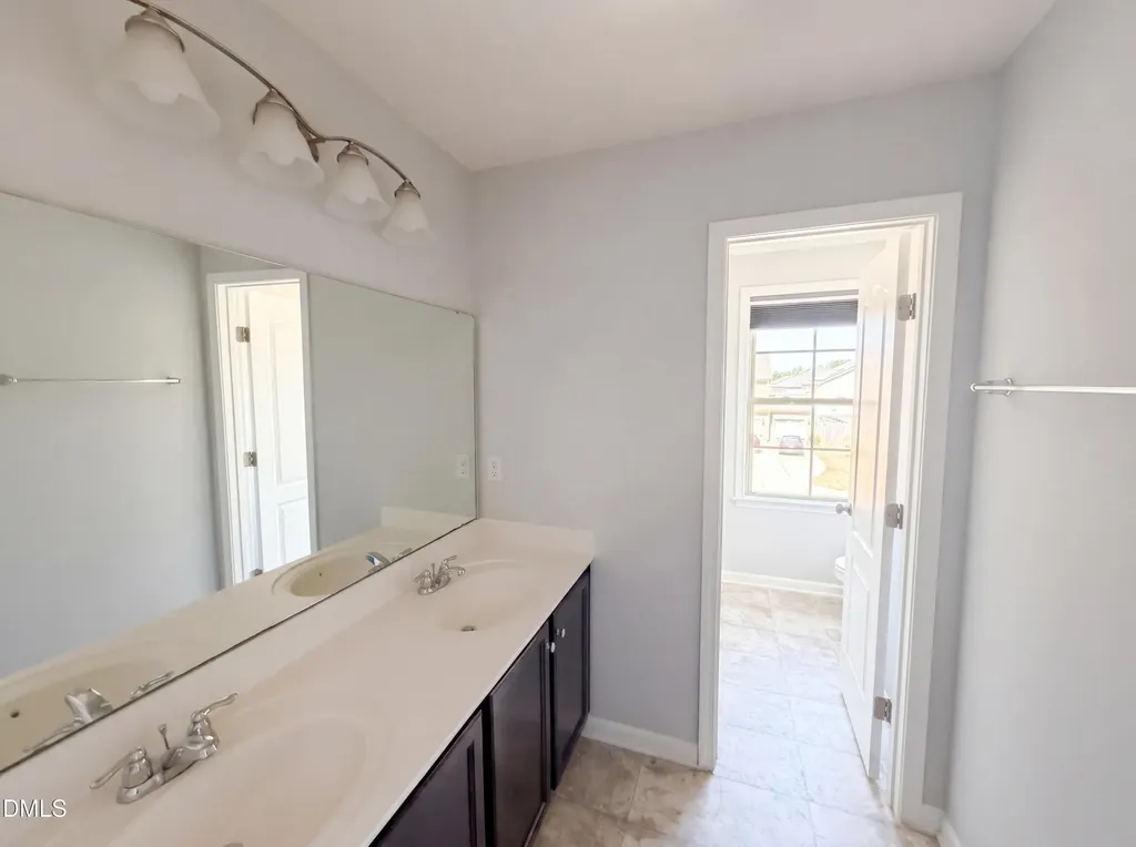 1305 Ivey Grove Court Fuquay Varina NC 27526
