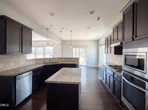 1305 Ivey Grove Court Fuquay Varina NC 27526