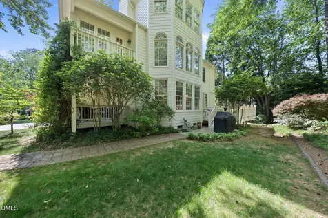 102 Morganford Place Cary NC 27518