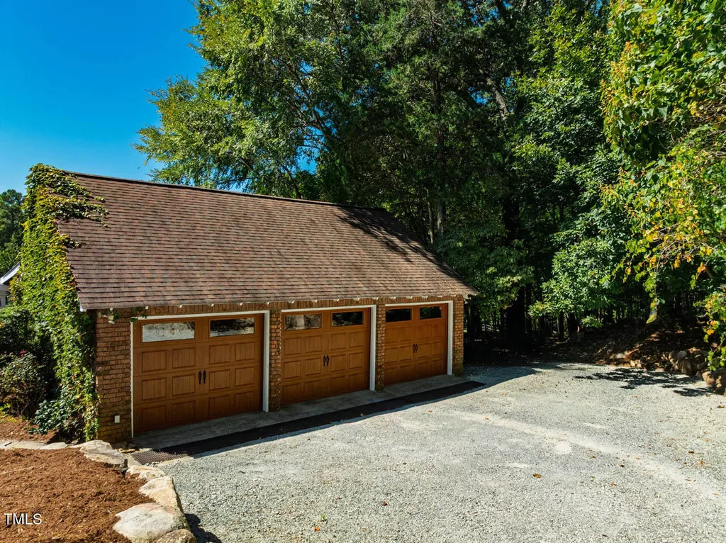 1021 Parchemin Trail Chapel Hill NC 27516