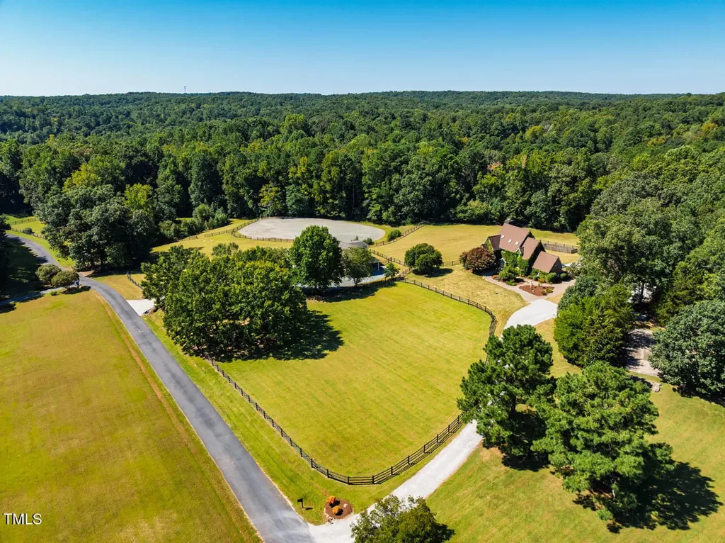 1021 Parchemin Trail Chapel Hill NC 27516
