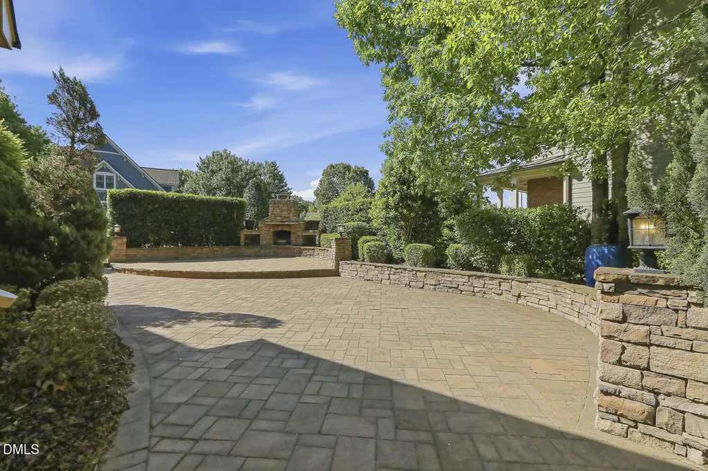 535 Apalachia Lake Drive Fuquay Varina NC 27526