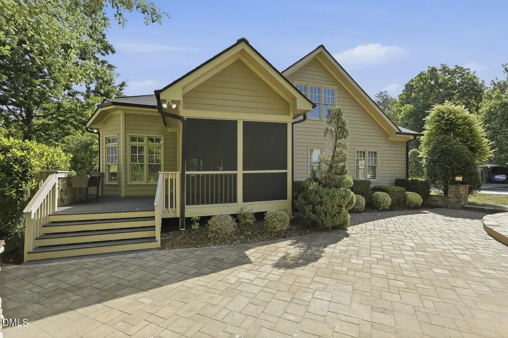 535 Apalachia Lake Drive Fuquay Varina NC 27526