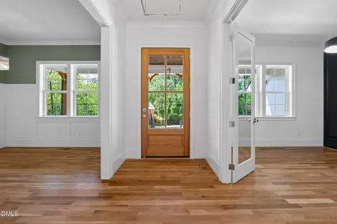 402 Willow Street Cary NC 27511
