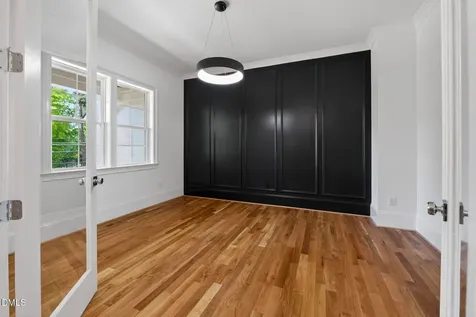 402 Willow Street Cary NC 27511