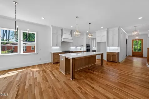 402 Willow Street Cary NC 27511