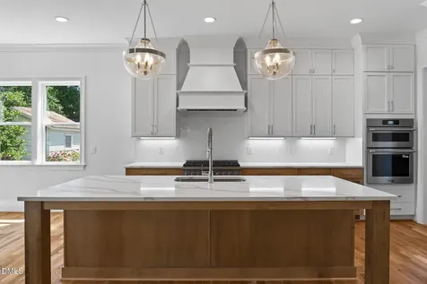 402 Willow Street Cary NC 27511