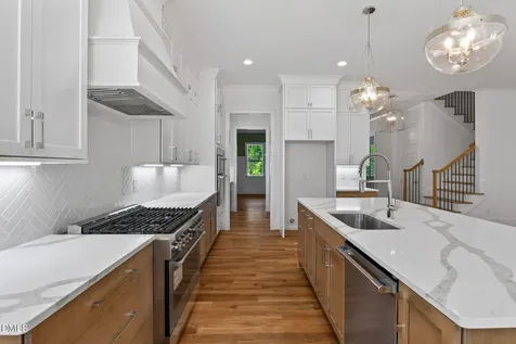 402 Willow Street Cary NC 27511