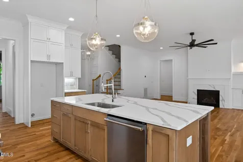 402 Willow Street Cary NC 27511