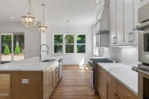 402 Willow Street Cary NC 27511