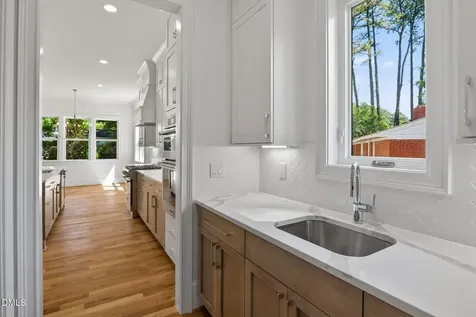 402 Willow Street Cary NC 27511