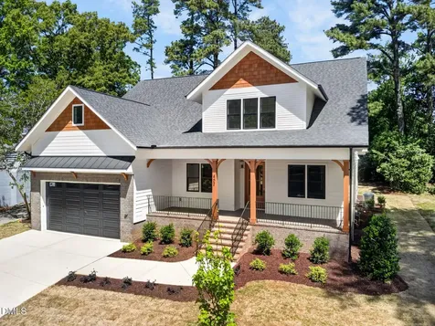 402 Willow Street Cary NC 27511