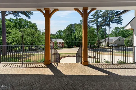 402 Willow Street Cary NC 27511