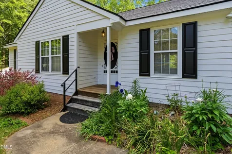 129 Bristol Court Youngsville NC 27596